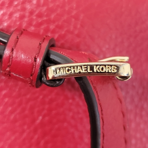 Michael Kors Abbey Medium Pebbled Leather Backpack. - Picture 8 of 16